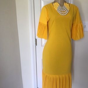 Cute Pleated Dress Sizes XL Color Yellow